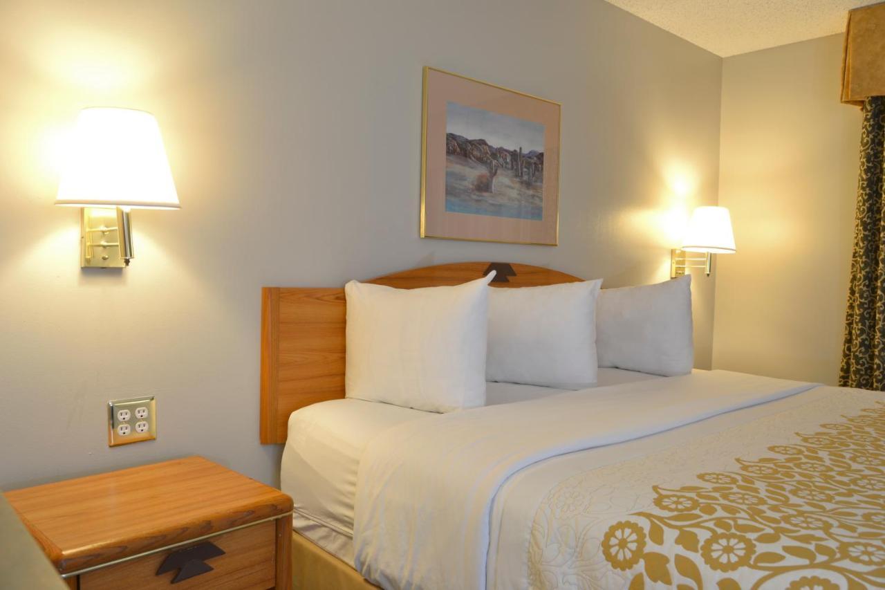 Days Inn & Suites By Wyndham Airport Albuquerque Ngoại thất bức ảnh