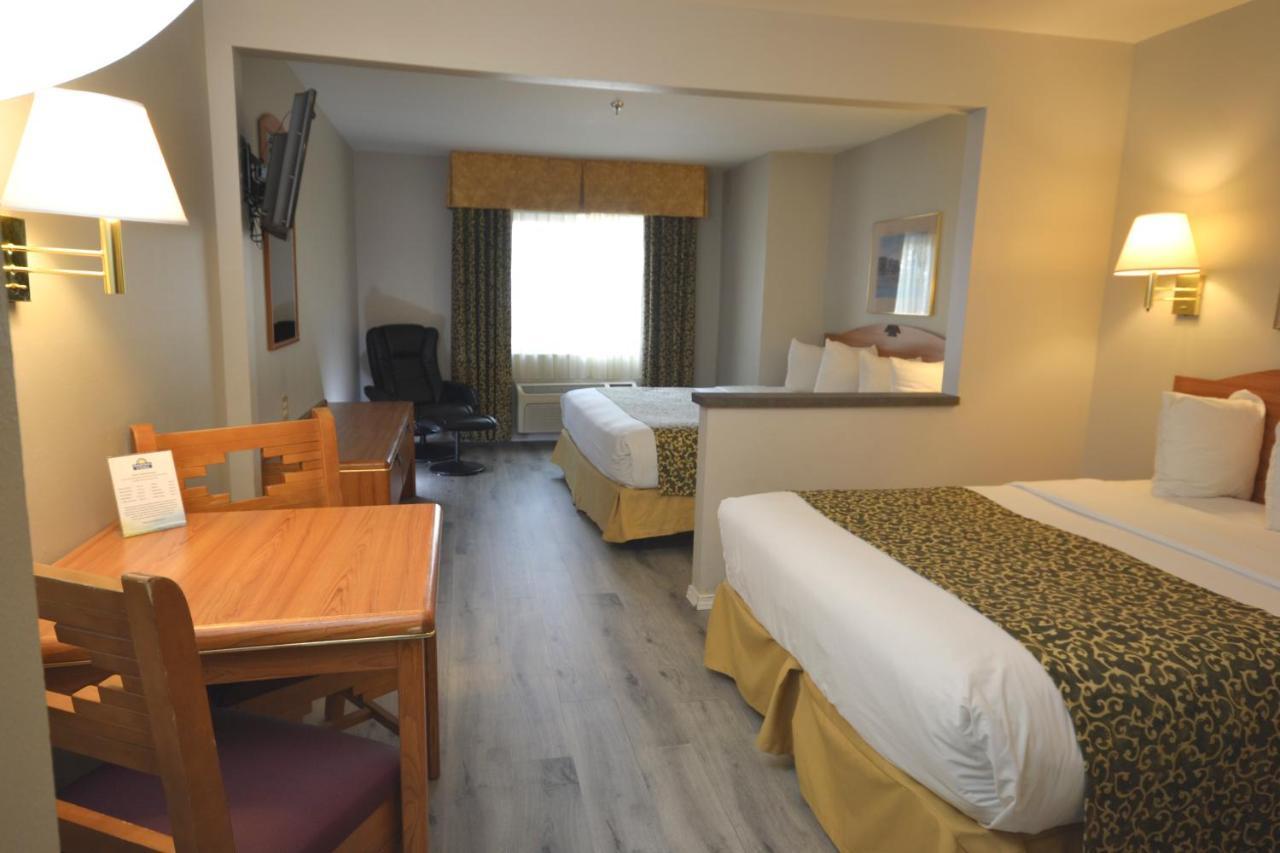 Days Inn & Suites By Wyndham Airport Albuquerque Ngoại thất bức ảnh